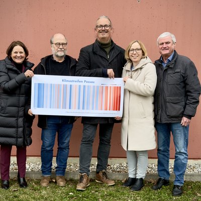 Von links nach rechts: Kreisrätin Jutta Koller, Fraktionsvorsitzender Eike Hallitzky, Klima- und Naturexperte Sascha Müller, Landratskandidatin Claudia Woller und Kreisrat Robert Steinbauer