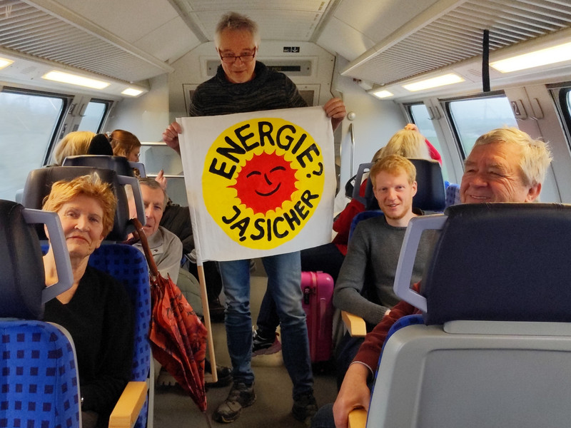 Auf dem Weg zur Abschaltparty nach München: Mitglieder des Bund Naturschutz und der GRÜNEN