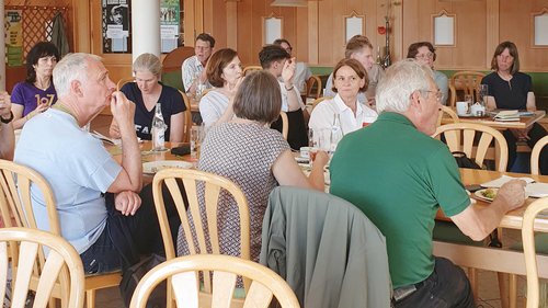 Publikum kam aus dem gesamten Gebiet des Zweckverbands Abfallwirtschaft Donau-Wald: Passau Stadt und Land, Freyung/Grafenau, Regen und Deggendorf | Foto: Lisa Geiger Publikum kam aus dem gesamten Gebiet des Zweckverbands Abfallwirtschaft Donau-Wald: Passau Stadt und Land, Freyung/Grafenau, Regen und Deggendorf | Foto: Lisa Geiger