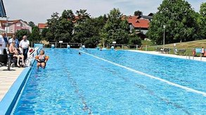 Ständig investiert wird ins Büchlberger Freibad. Foto: Heisl