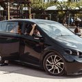 Der Sion ist das erste serienmäßige Elektroauto, dessen Batterie sich auch durch die Sonne aufladen lässt. Und das für nur 16 000 Euro, ohne Batterie. | Foto: Sono Motors