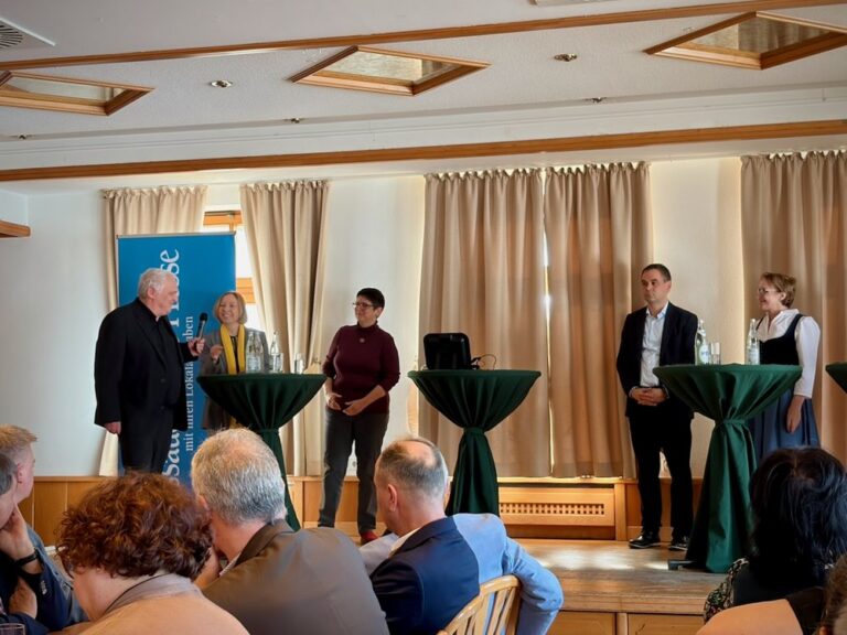 Politischer Frühschoppen in Tiefenbach